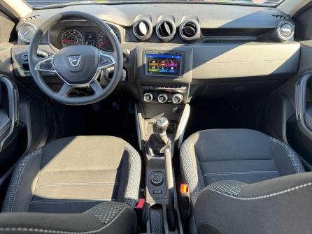 DACIA Duster TCe 130 FAP 4x4 Prestige à vendre à Saint-Chamond - Image n°12