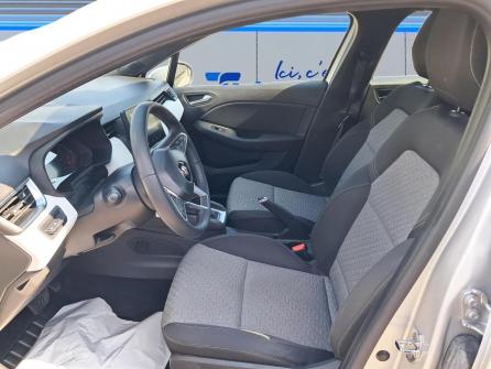 RENAULT Clio Clio E-Tech 140 - 21N Limited à vendre à Givors - Image n°10