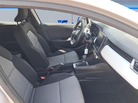 RENAULT Clio Clio E-Tech 140 - 21N Limited à vendre à Givors - Image n°17