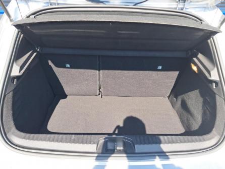 RENAULT Clio Clio E-Tech 140 - 21N Limited à vendre à Givors - Image n°19